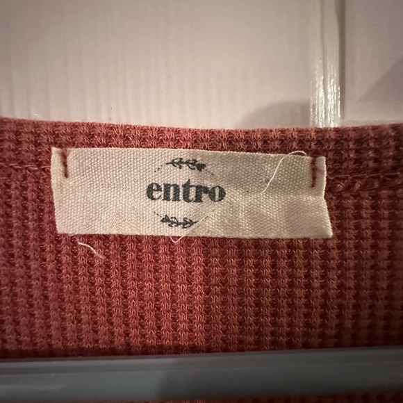 Entro Pink Boxy Ruffled Blouse - Picture 3 of 6